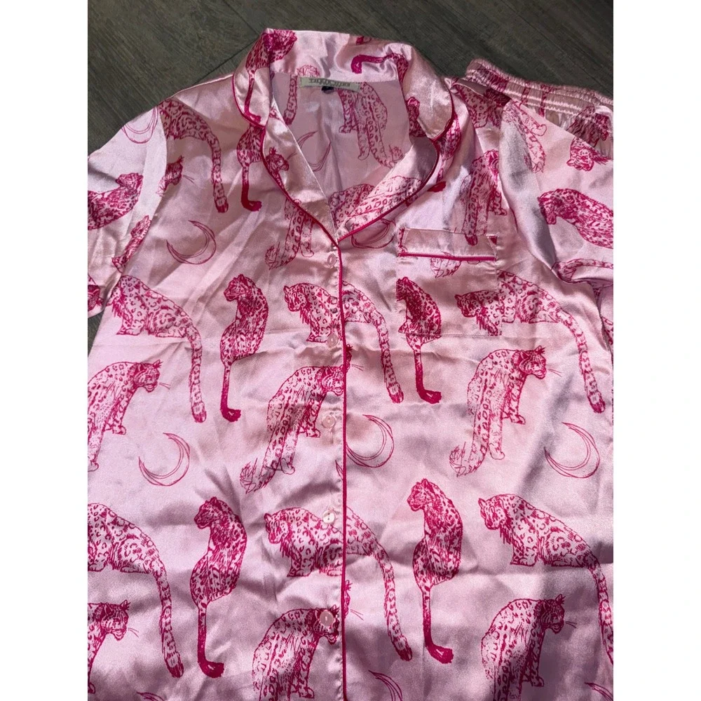 Their Nibs Pink Leopard Moon‎ Satin Pajama Set Long Sleeve Button Down Small